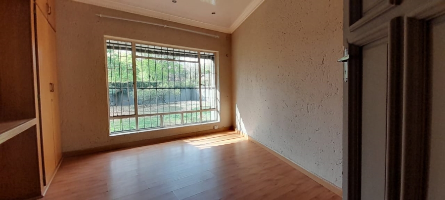 To Let 4 Bedroom Property for Rent in Irene Park North West